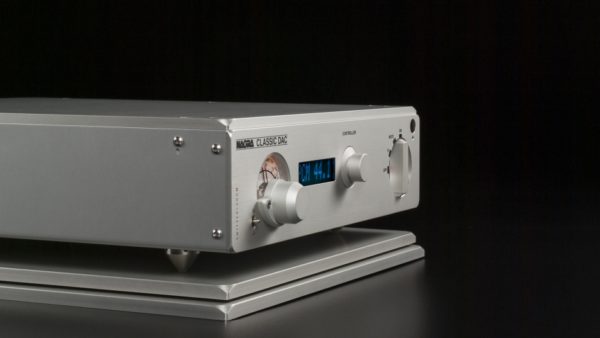 Nagra Classic DAC front black modulometer peclette