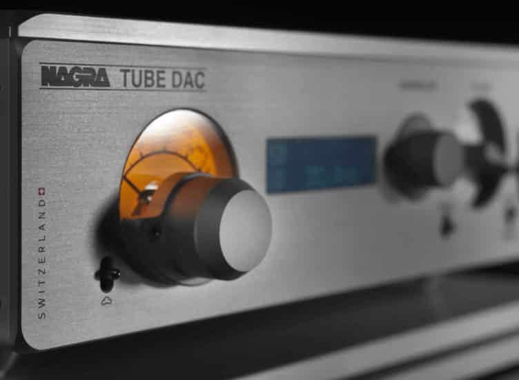 Nagra TUBE DAC digital to analog converter high end top best front modulometer