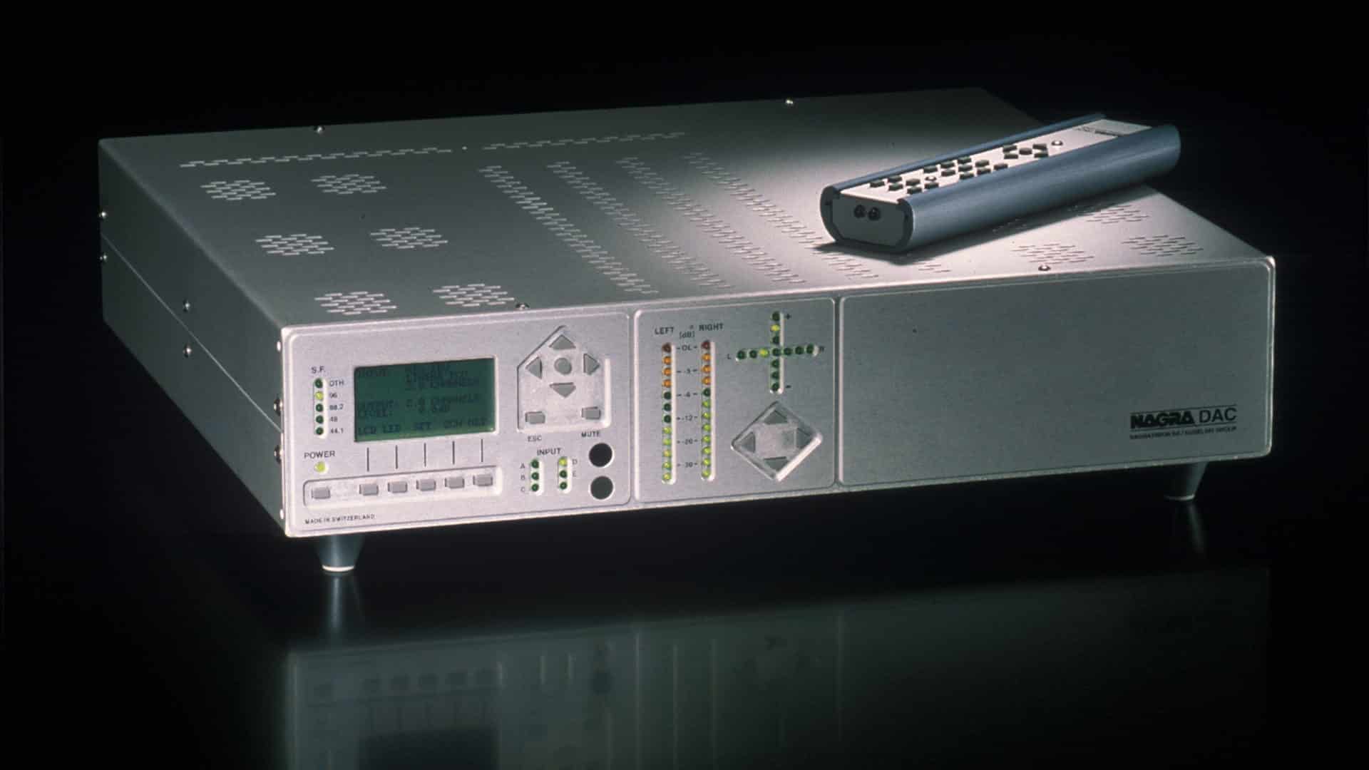2003 NAGRA DAC digital analog converter front