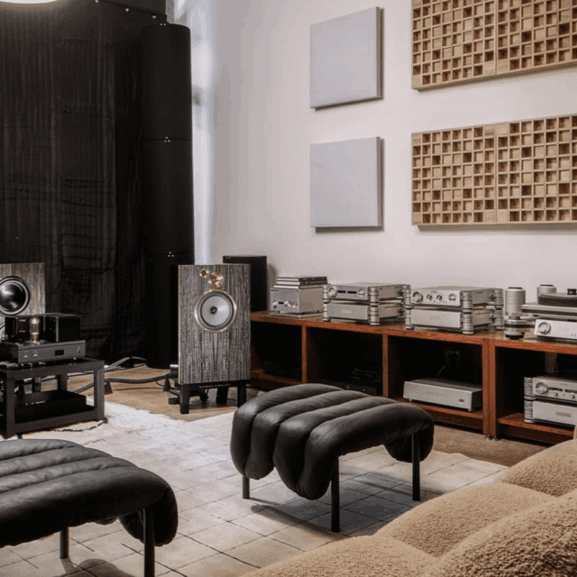 Nagra Common Wave Los Angeles USA dealer California Devore speakers HD PREAMP Reference AMP turntable anniversary